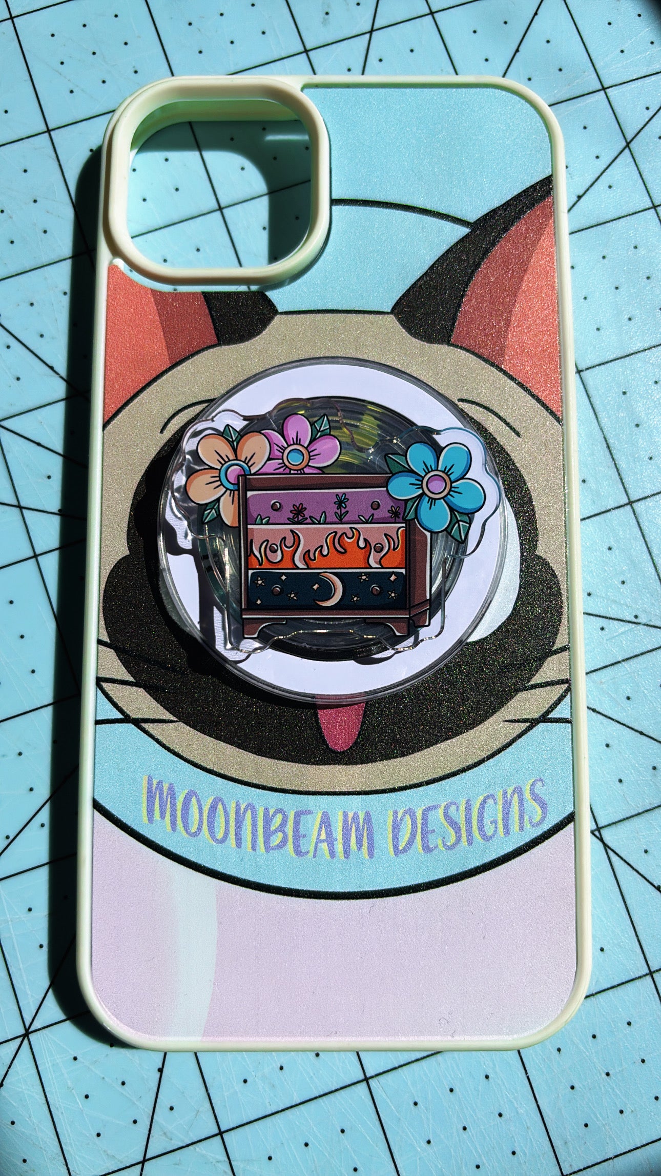 Feyre’s Dresser Inspired Device Grip