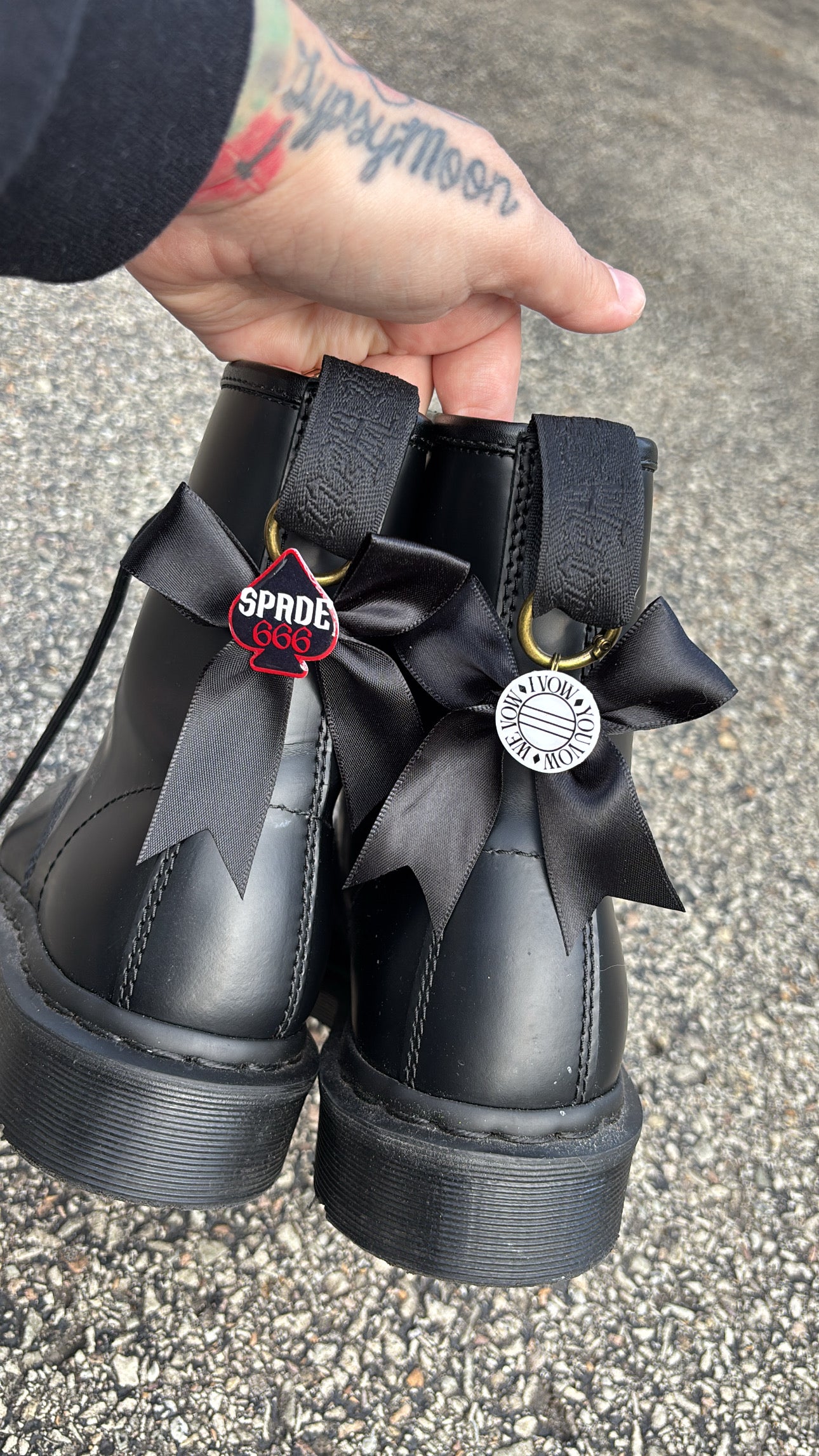 LORDS Inspired Boot Bow Charms